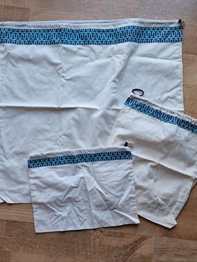 Tory Burch Set of 3 White Drawstring Bags with Blue Geometric Trim Dust Bags